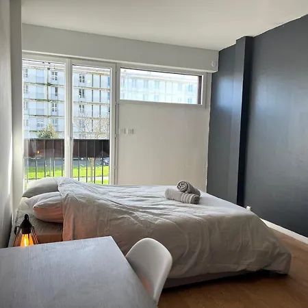 Ღ Repos Urbain - T4 Spacieux, Lumineux Et Parking Apartmán